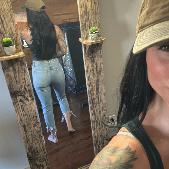 3x1 NYC distressed capri jeans - Picture 5 of 12